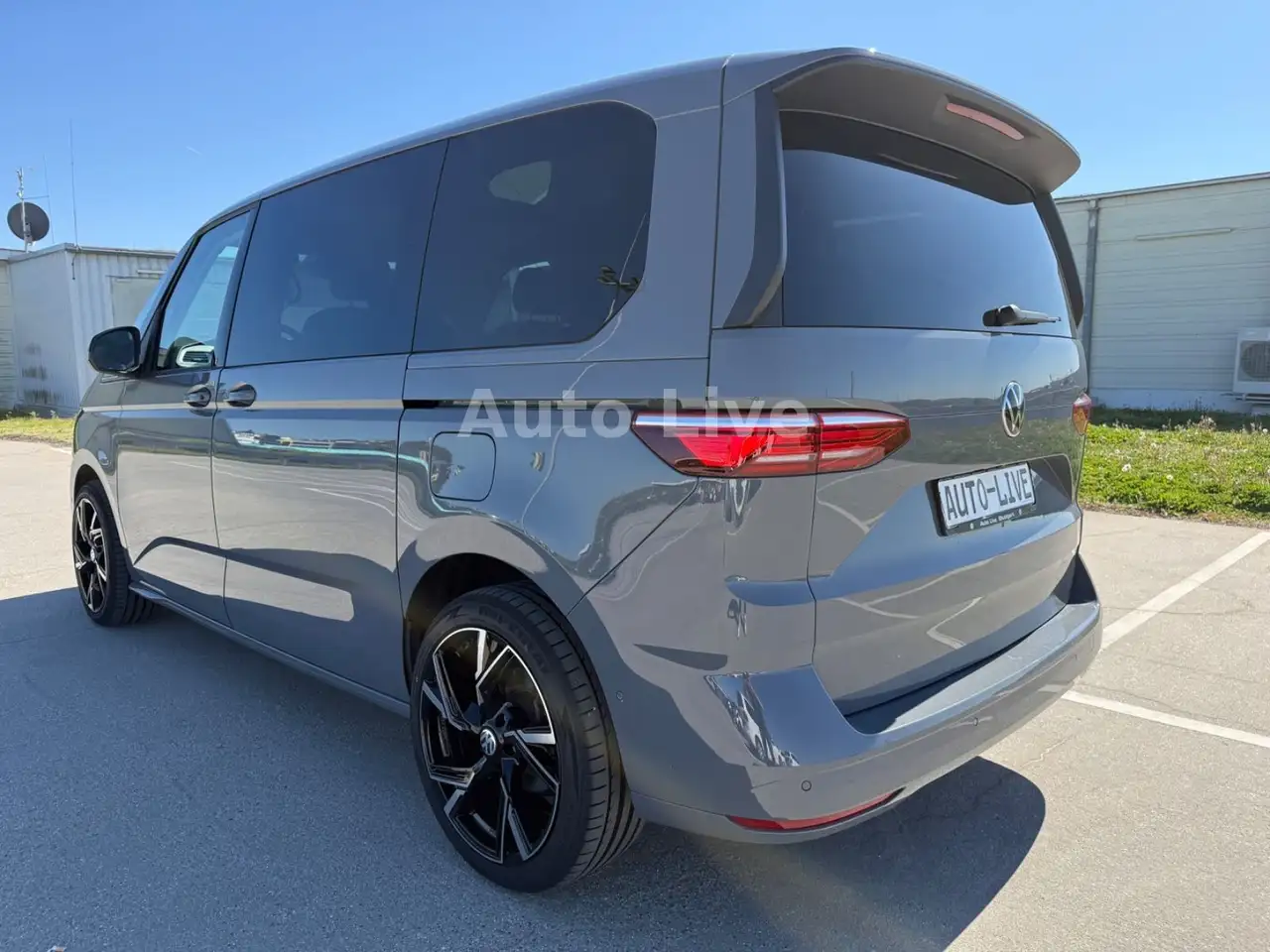 Volkswagen T7 Multivan 3