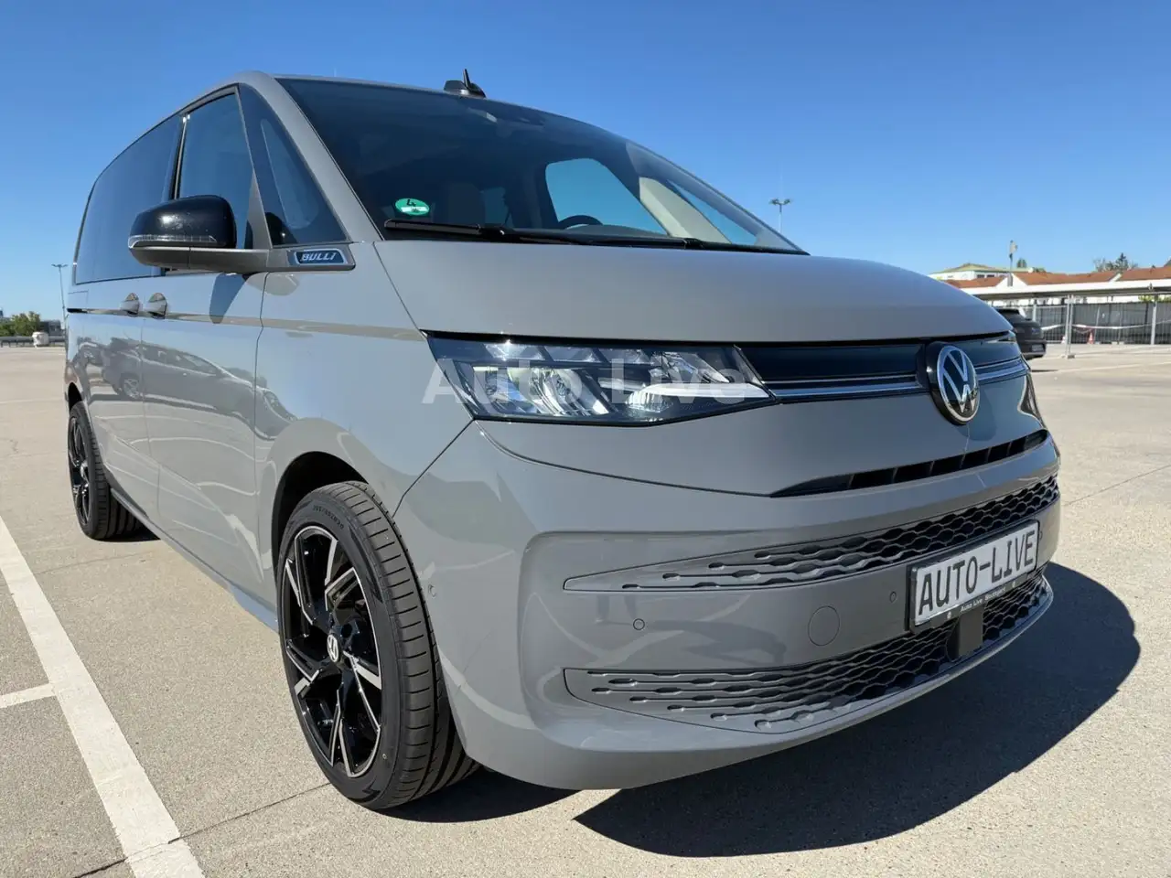 Volkswagen T7 Multivan 7