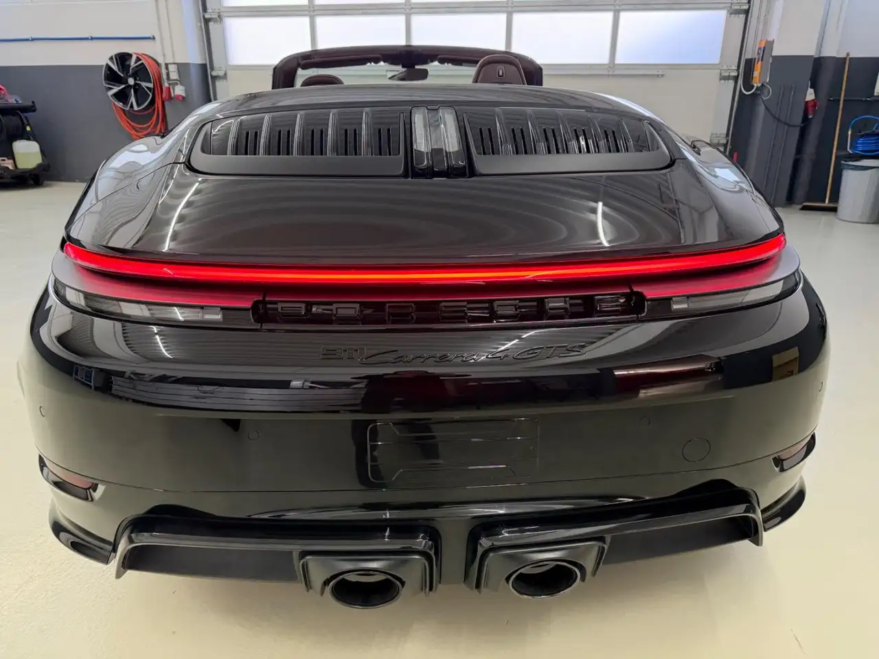 Porsche 911 12
