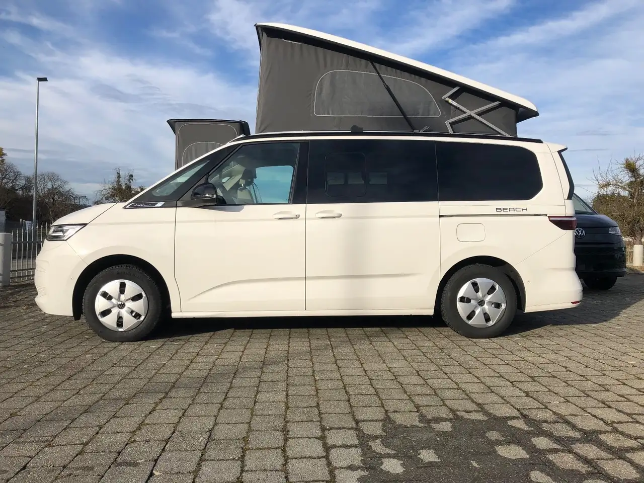 Volkswagen T7 California 4