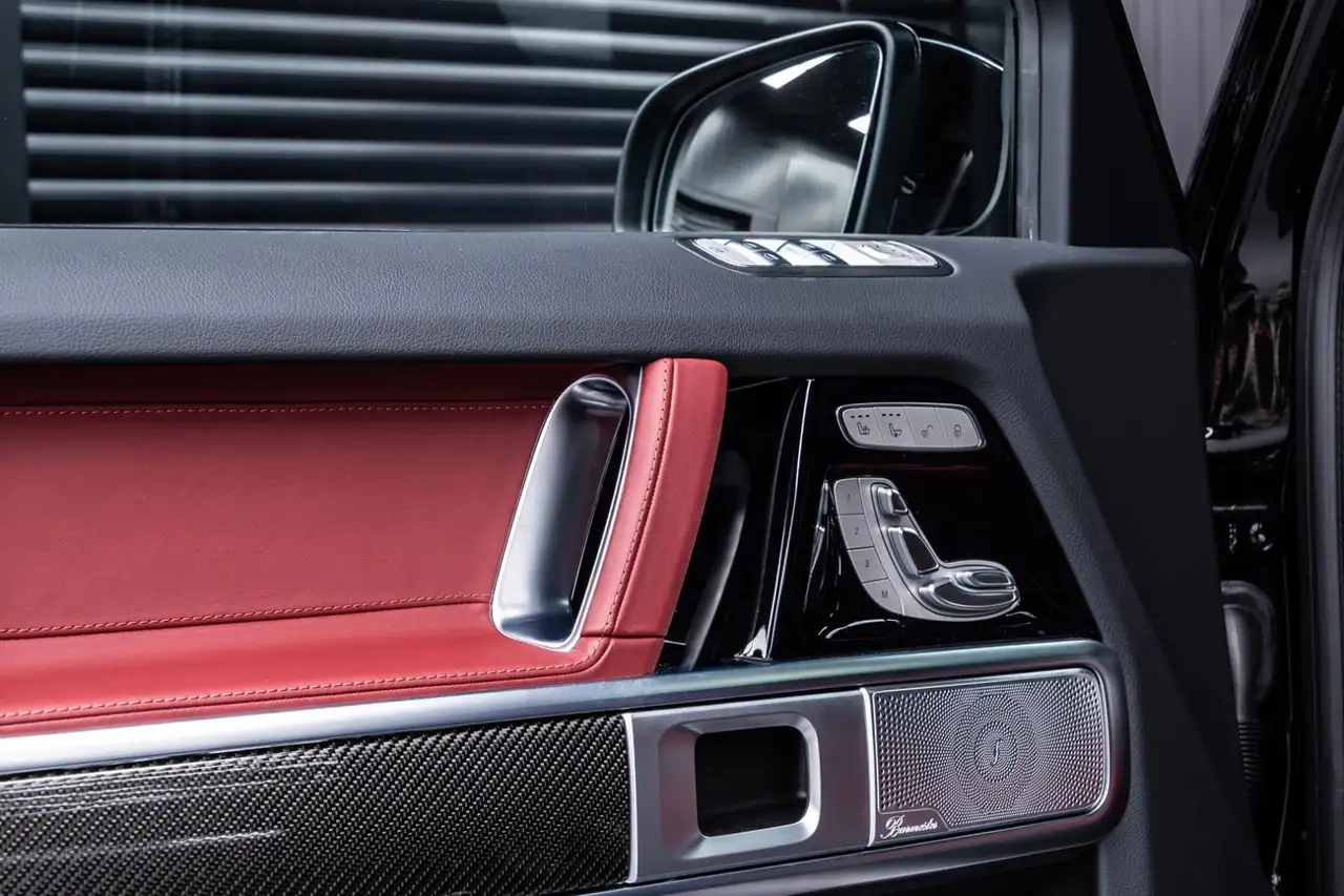 Mercedes-Benz G 63 14