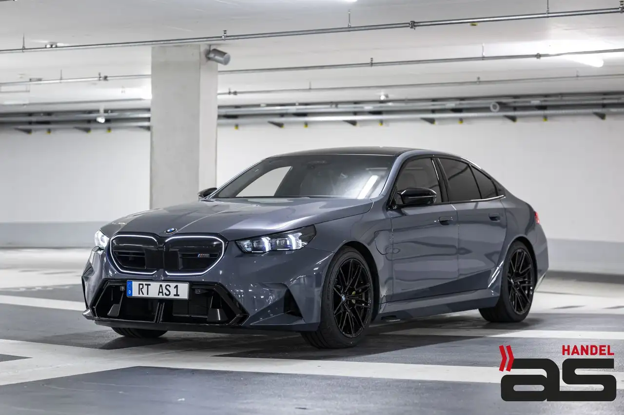 BMW M5