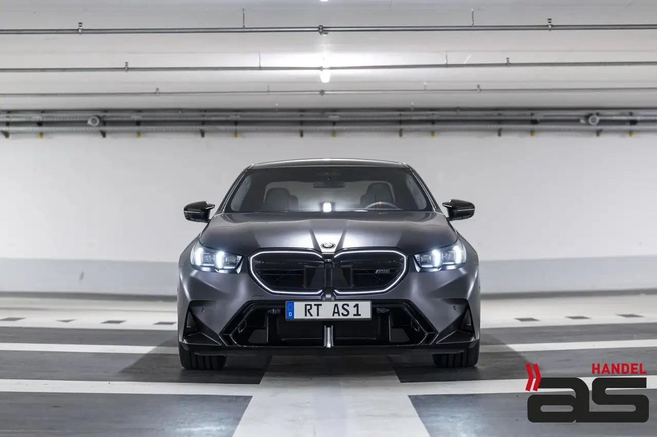 BMW M5 2