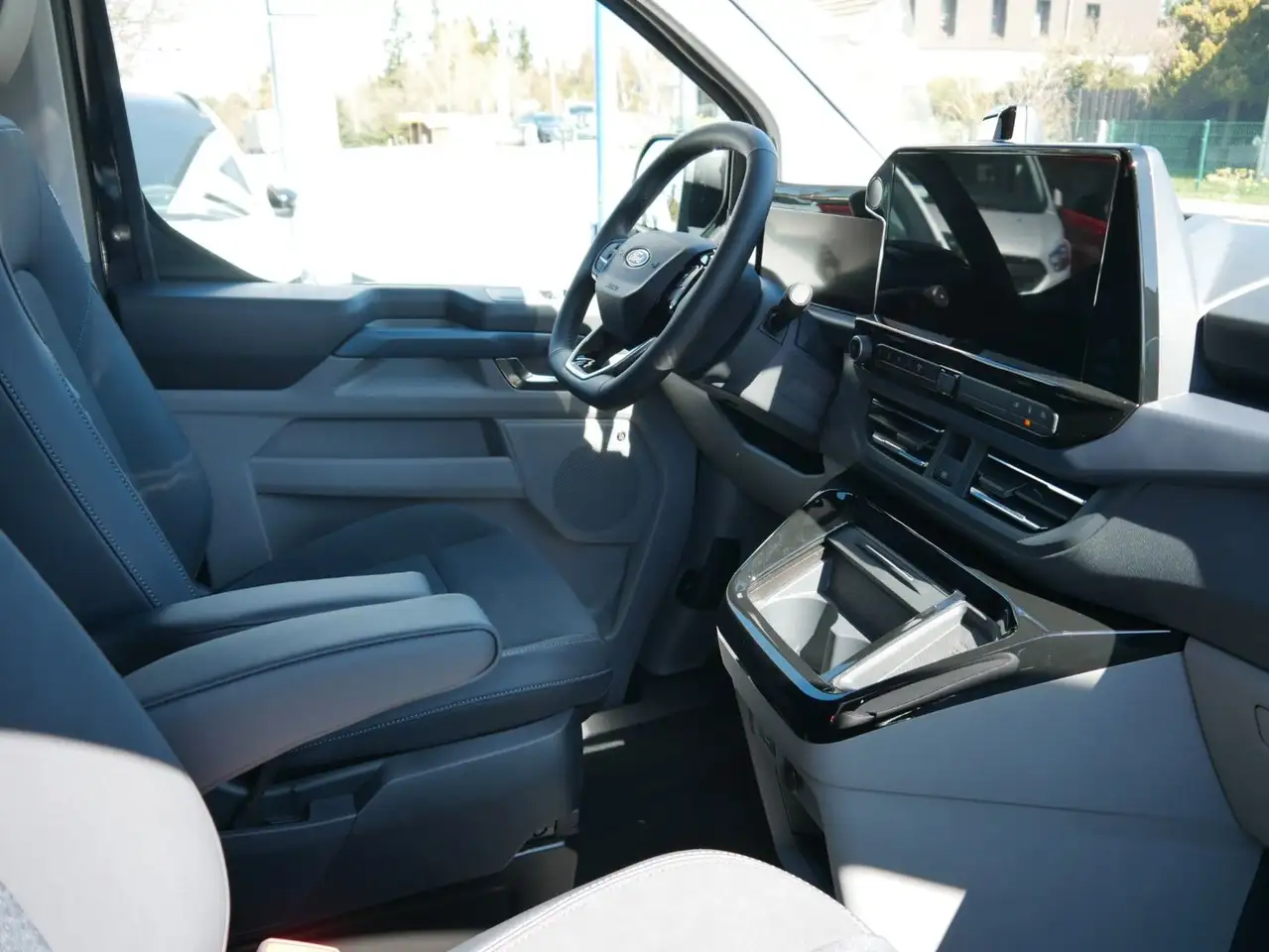Ford Tourneo 13
