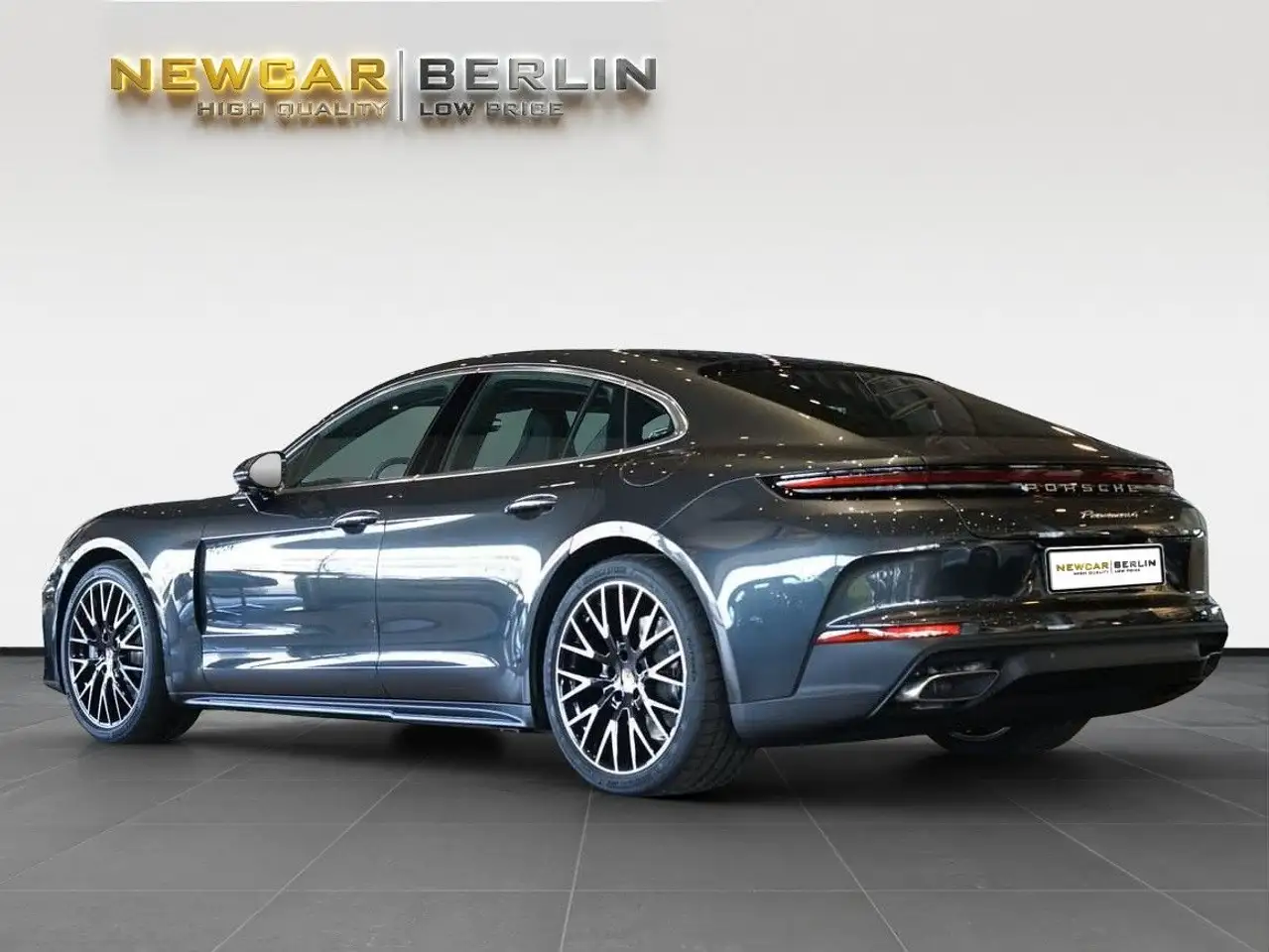 Porsche Panamera 4 3