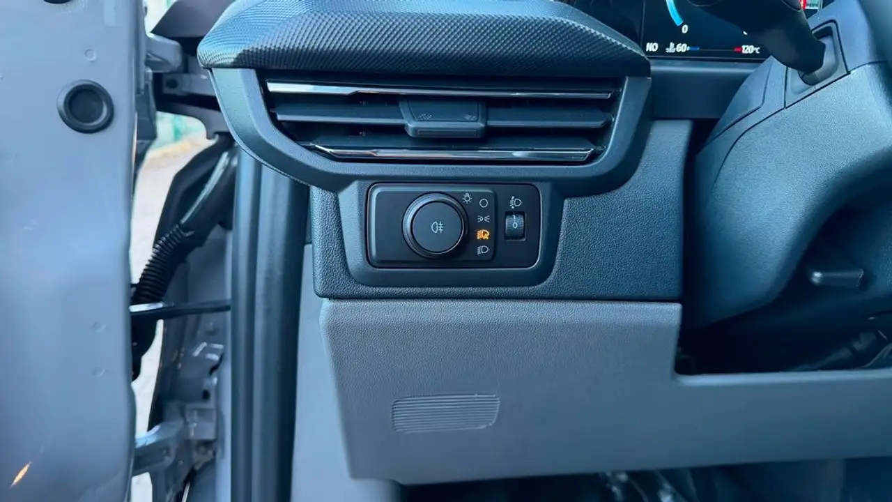 Ford Transit 11