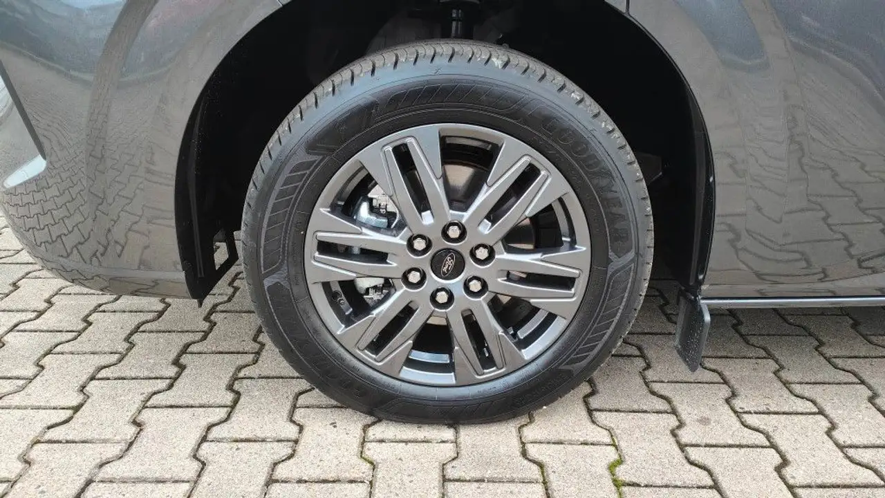 Ford Transit 4