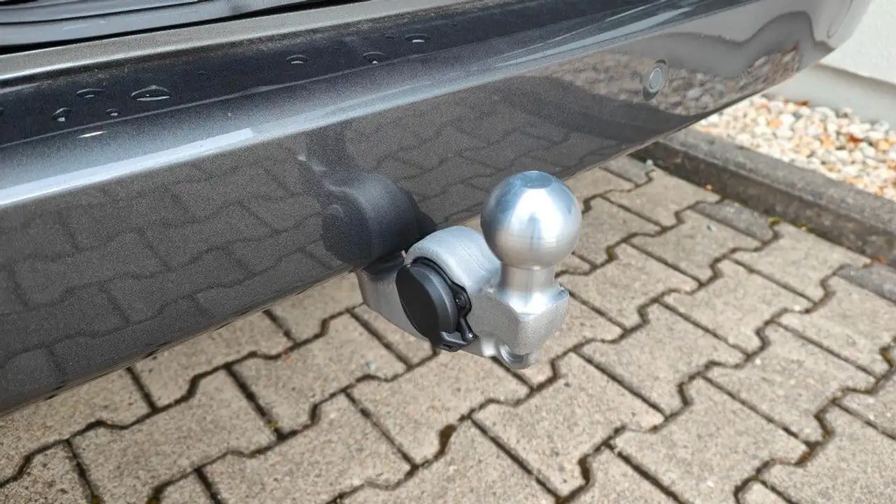 Ford Transit 9