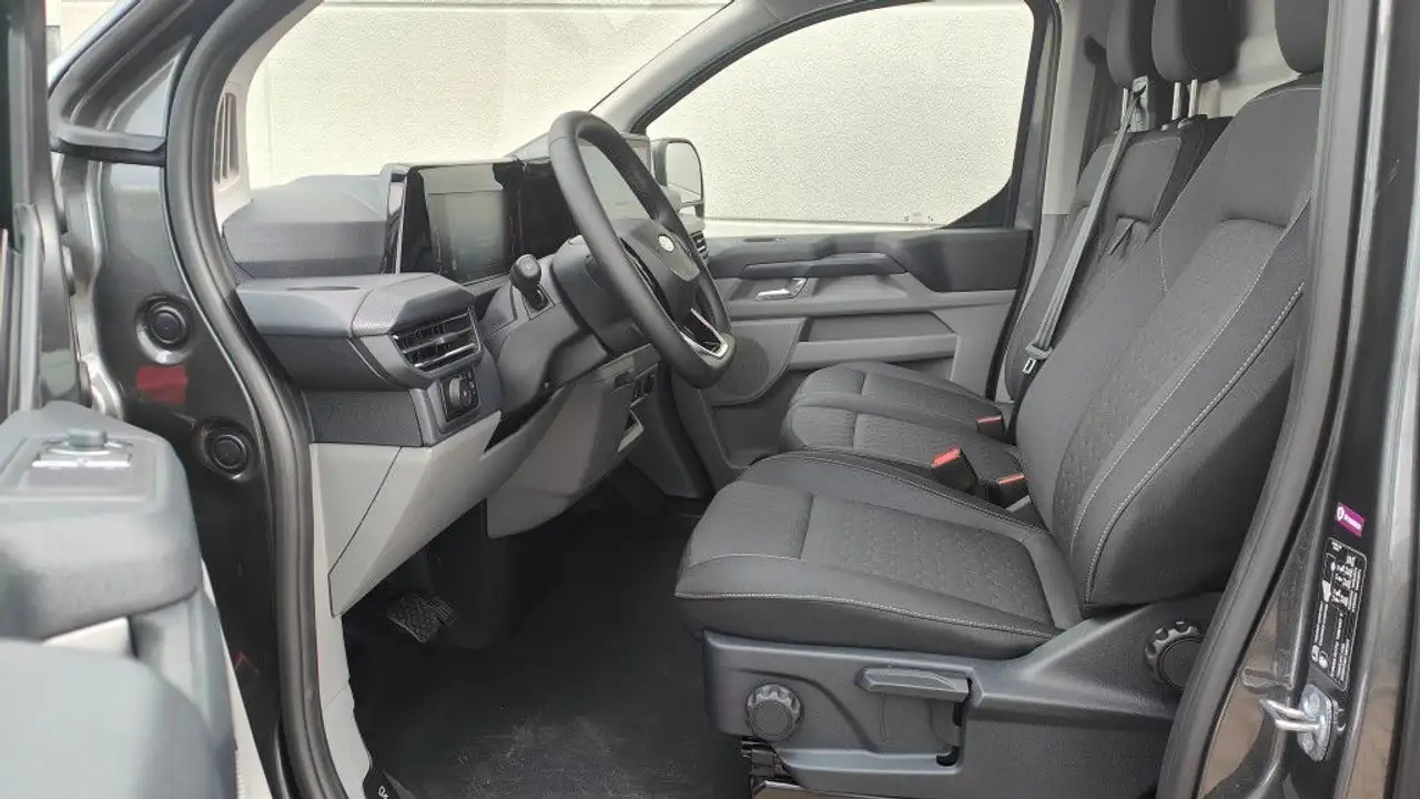 Ford Transit 13