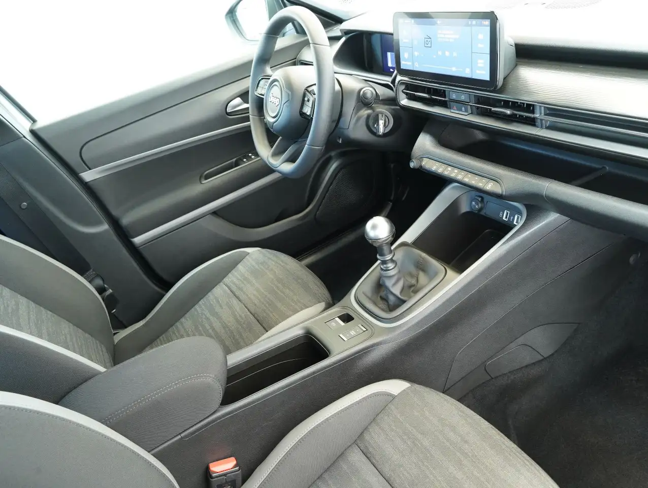Jeep Avenger 11