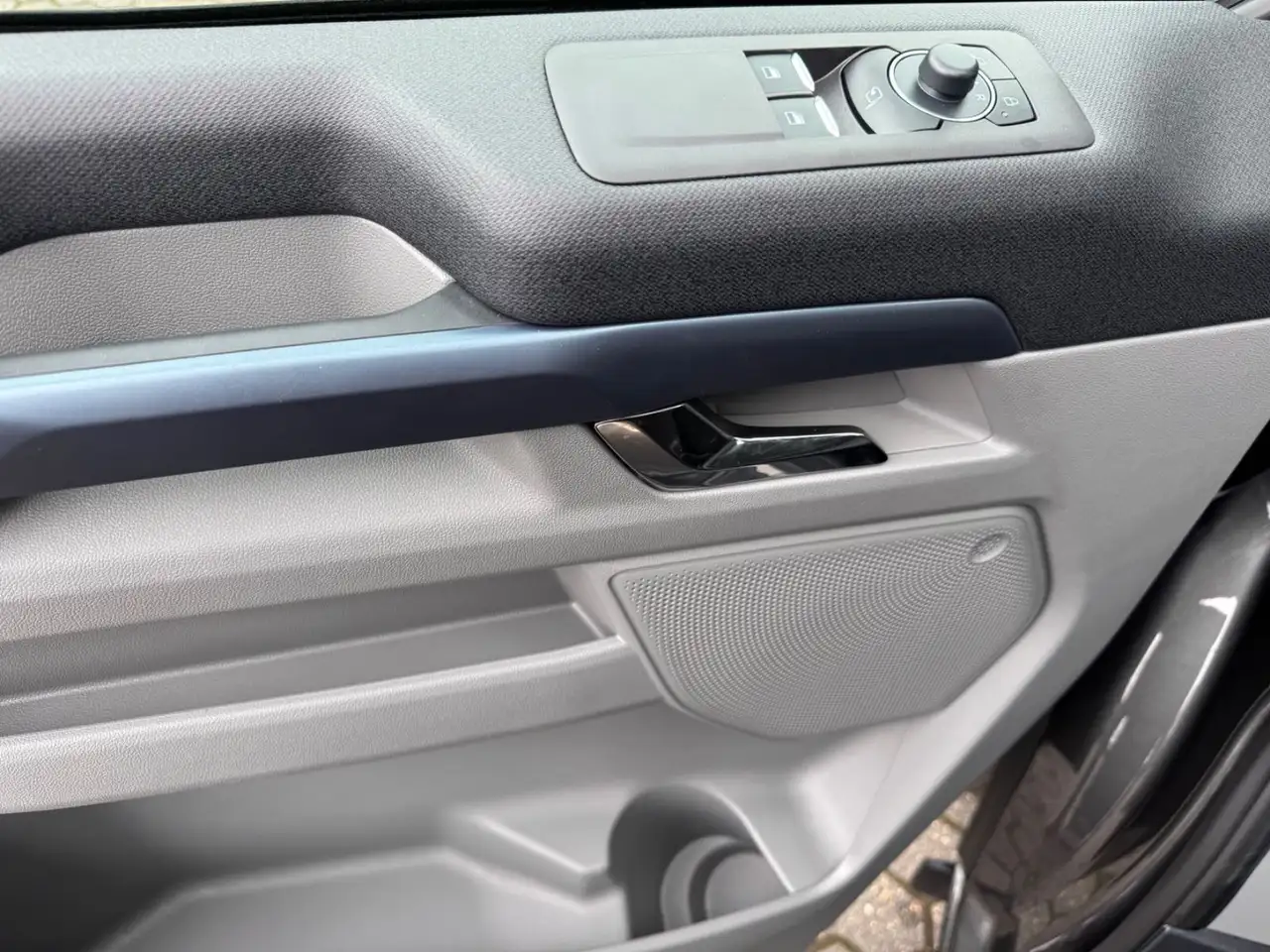 Ford Tourneo 14
