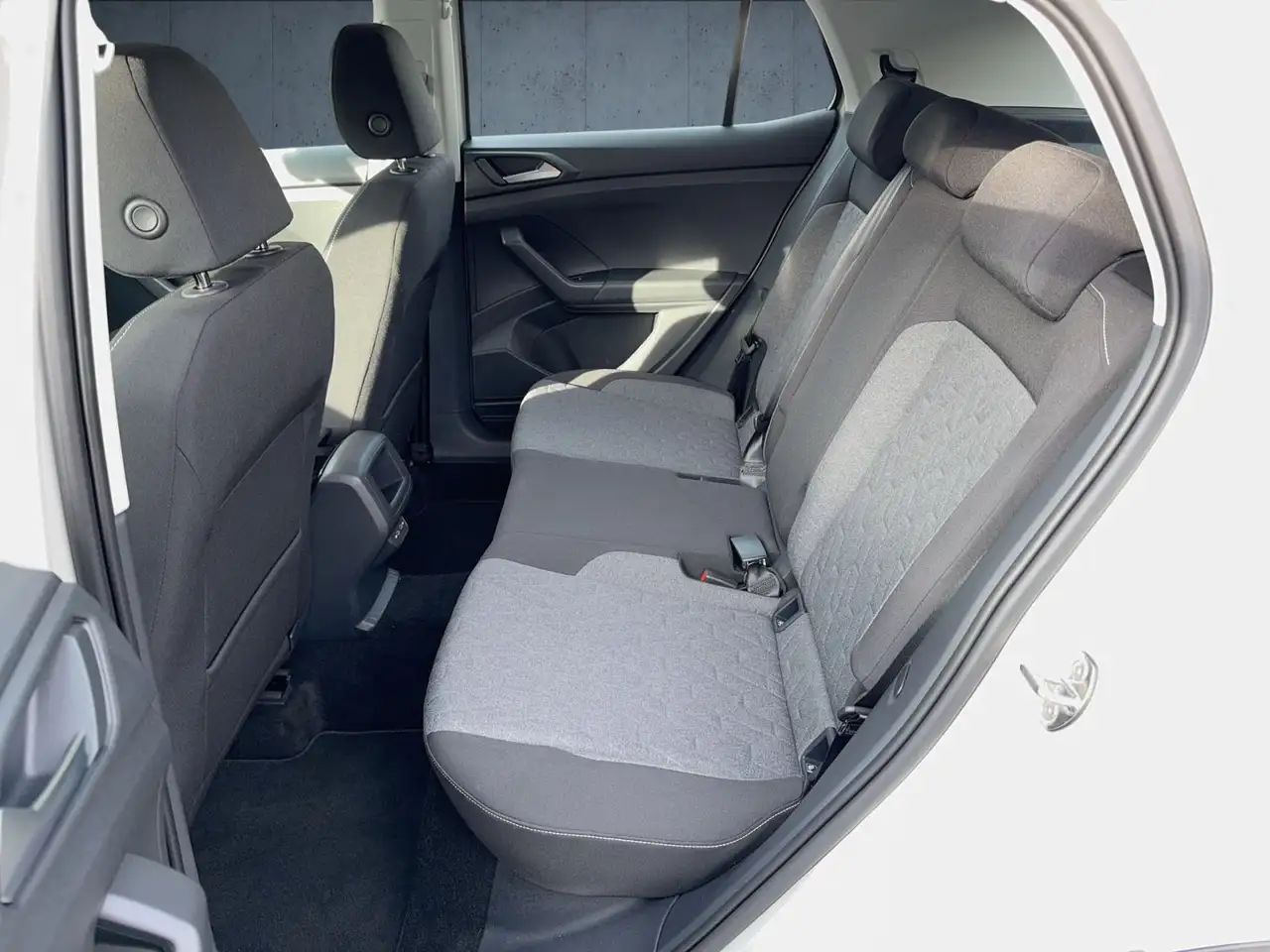 Volkswagen T-Cross 12