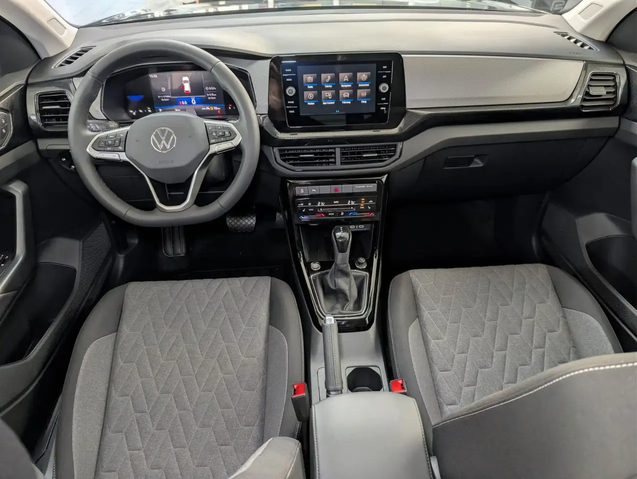 Volkswagen T-Cross 7