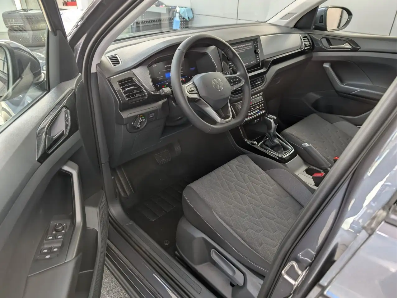 Volkswagen T-Cross 10