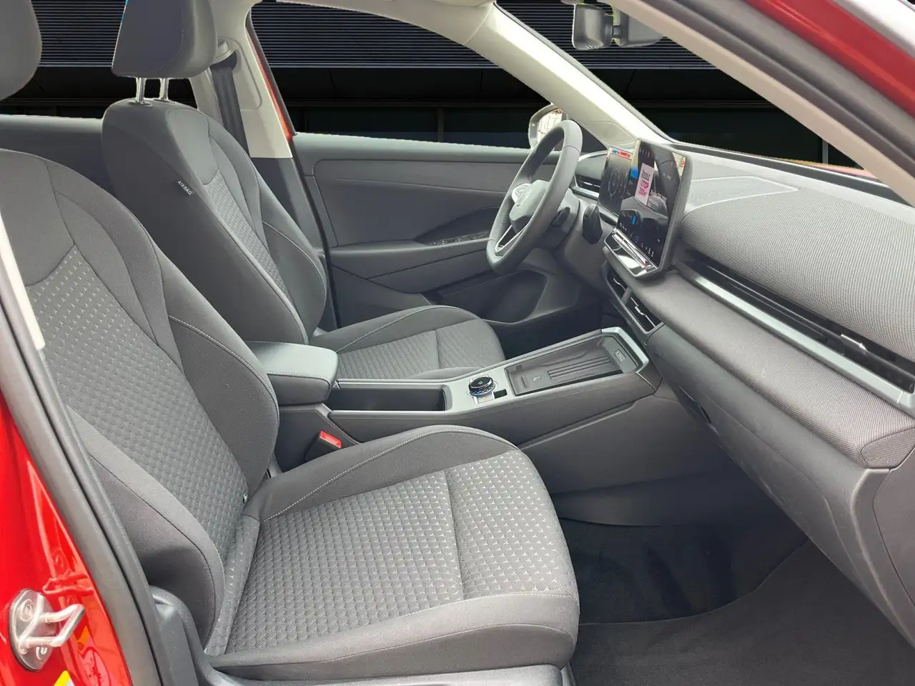 Volkswagen T-Roc 12