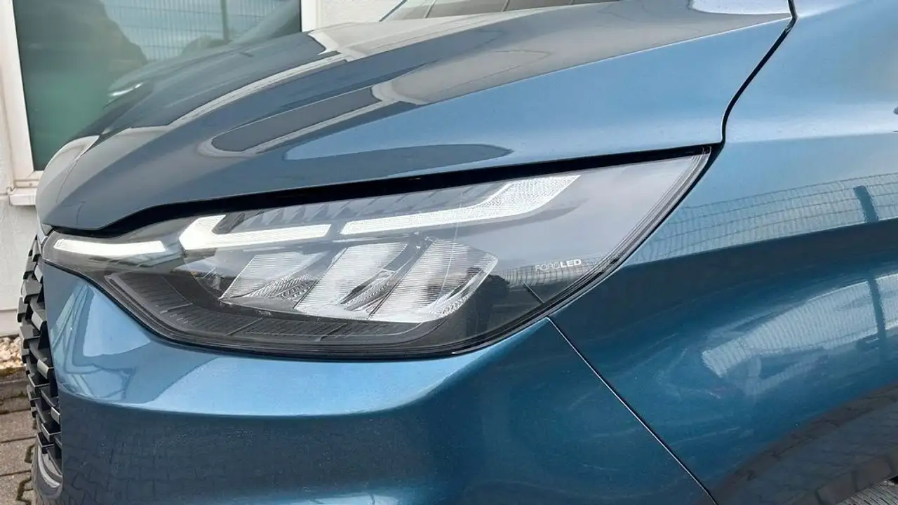 Ford Tourneo 3