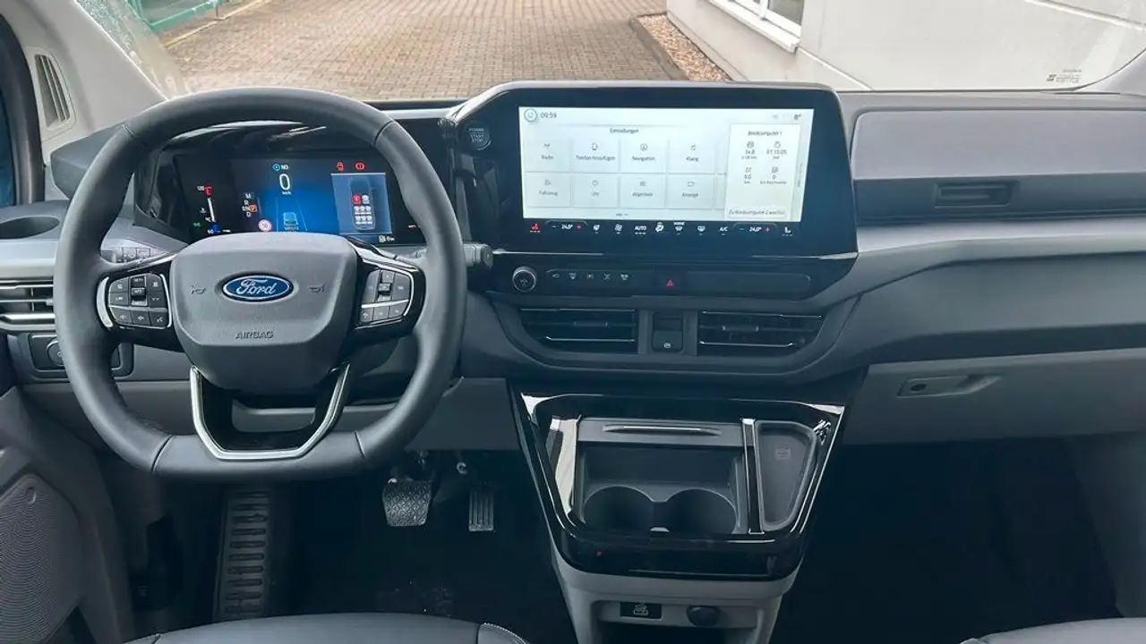 Ford Tourneo 13