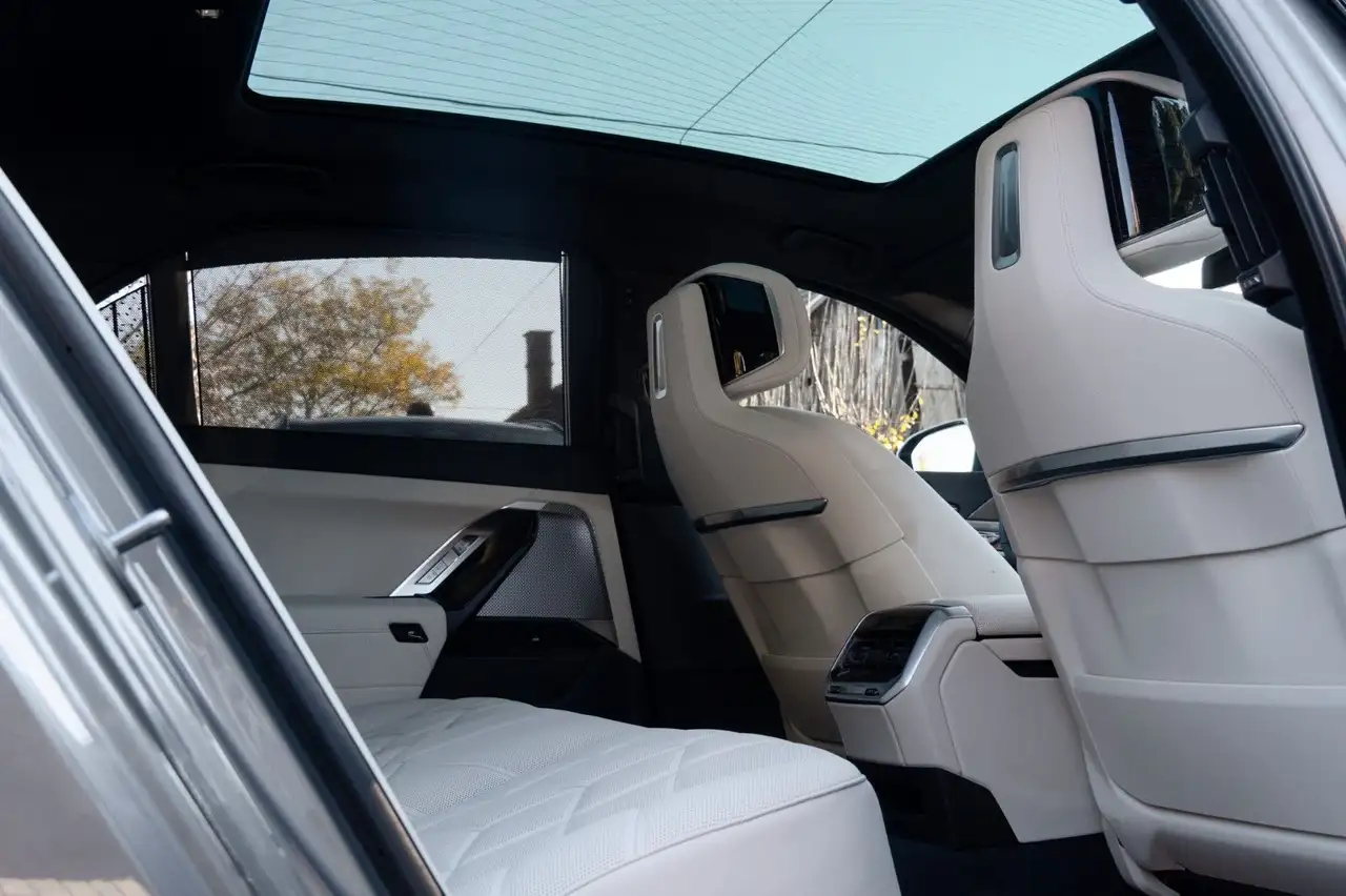 BMW 740 15