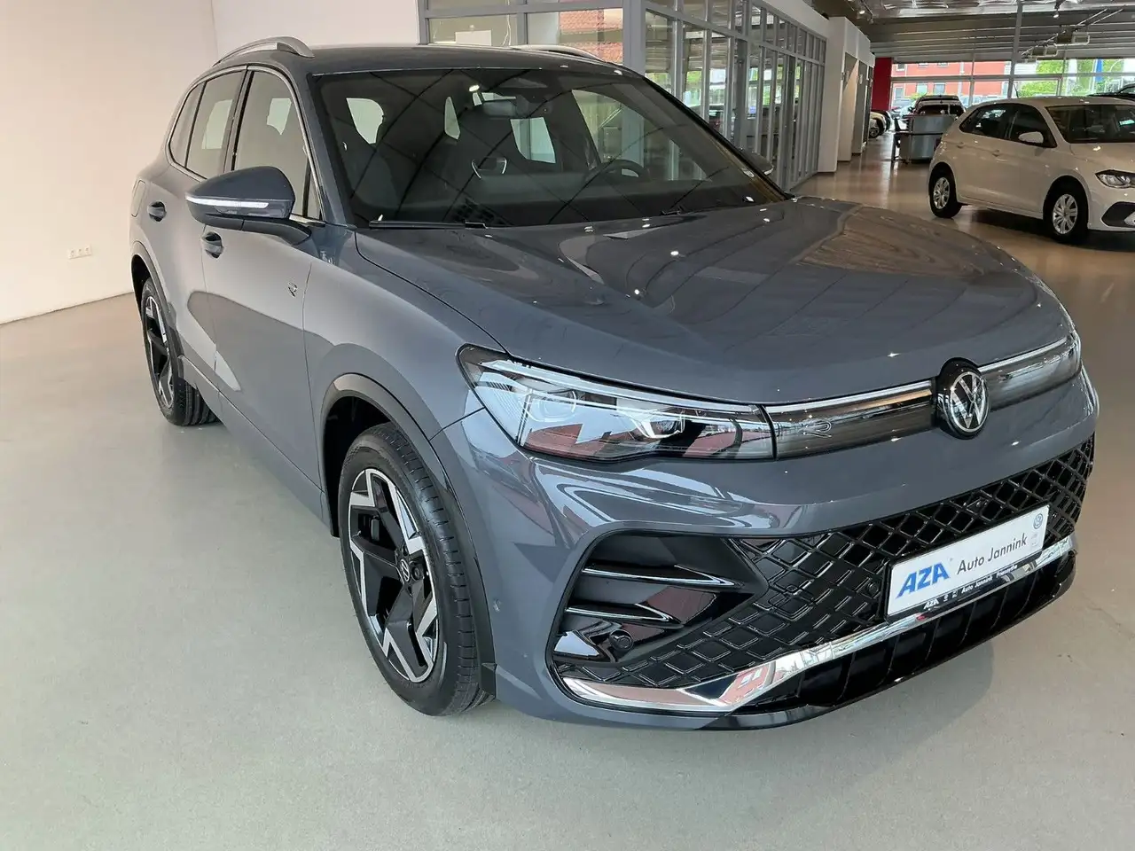 Volkswagen Tiguan 5