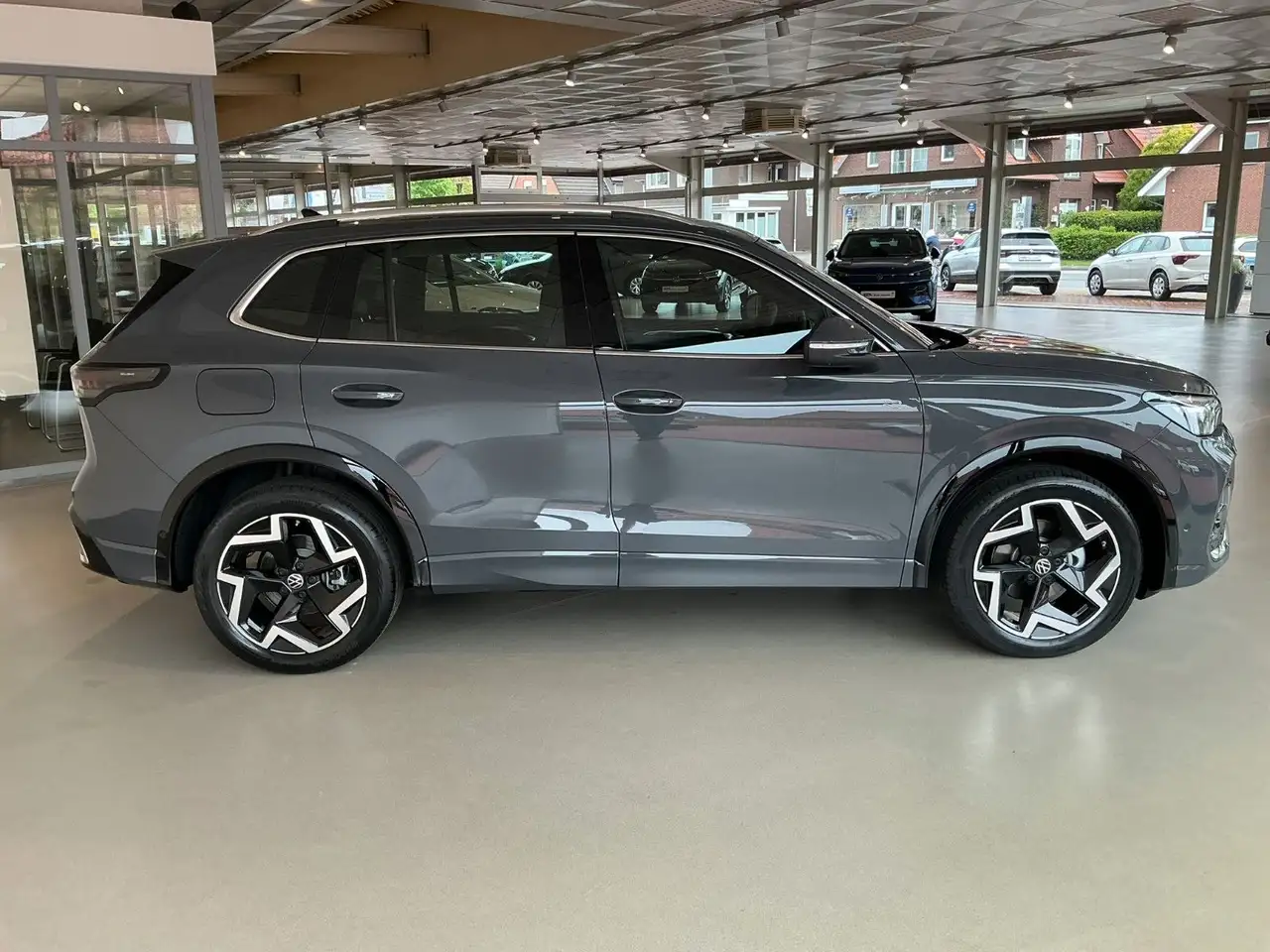 Volkswagen Tiguan 6