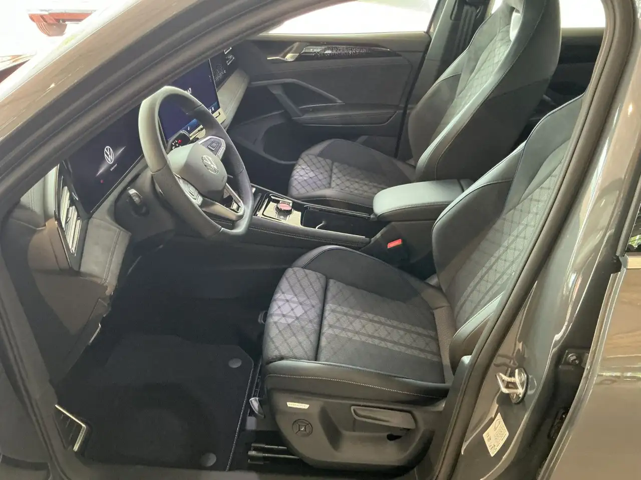 Volkswagen Tiguan 11