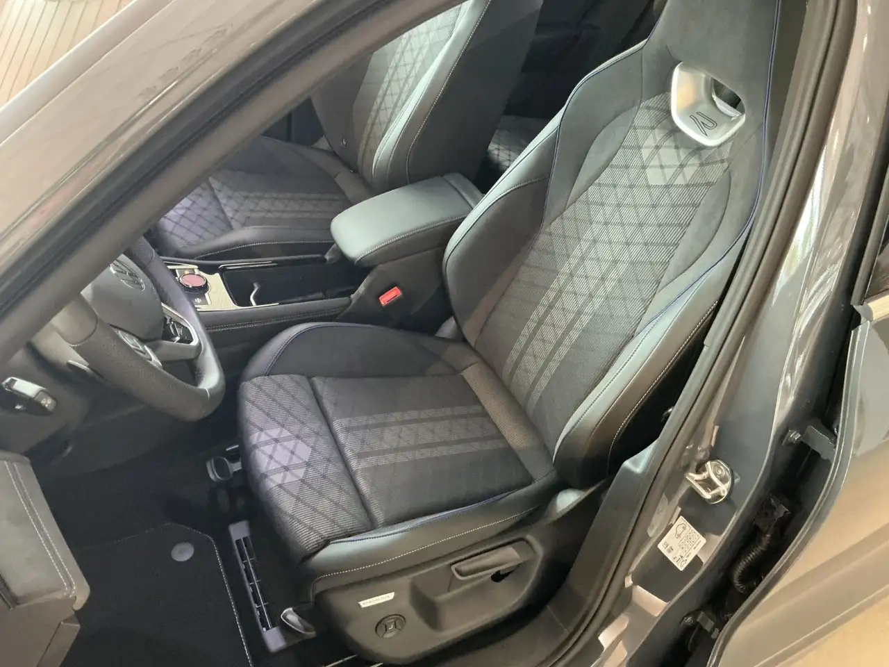Volkswagen Tiguan 12