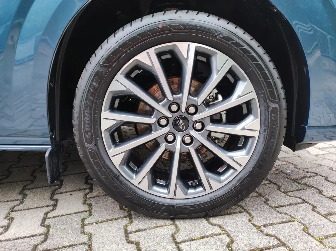Ford Tourneo 7
