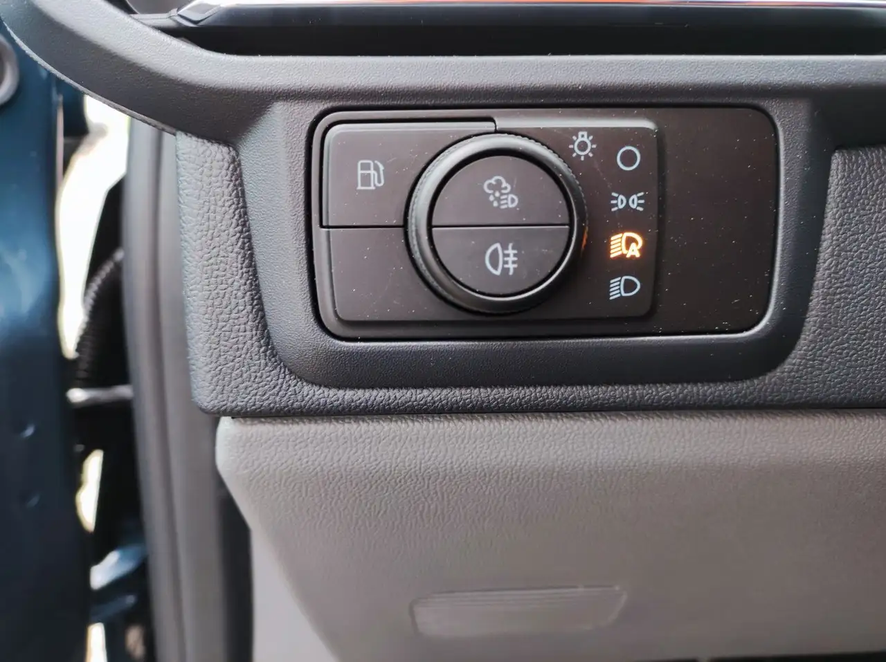 Ford Tourneo 16