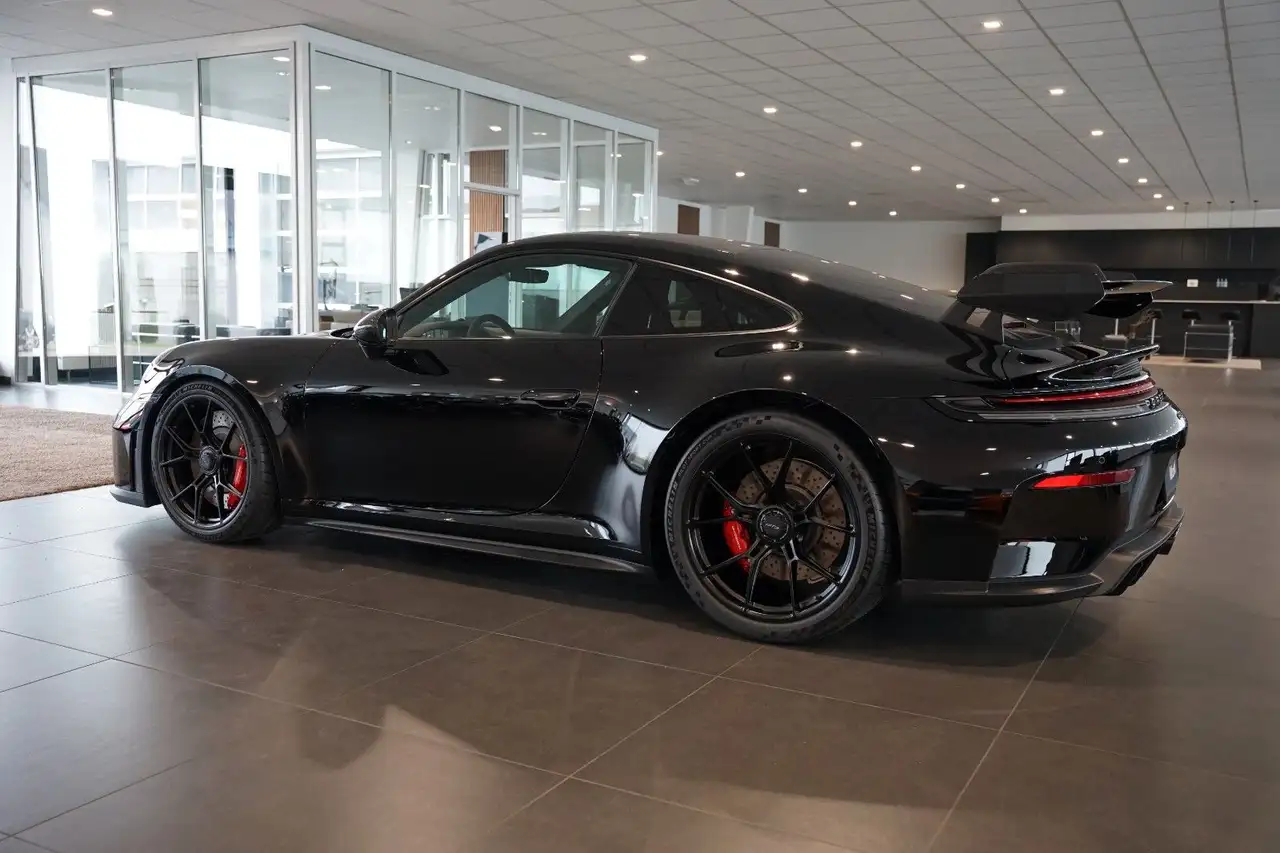 Porsche 992 2