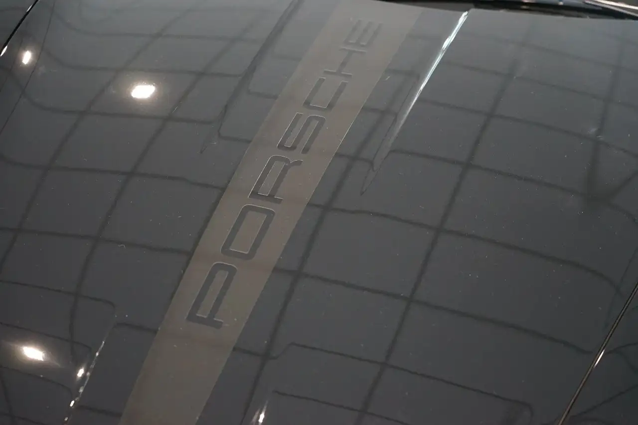 Porsche 992 12