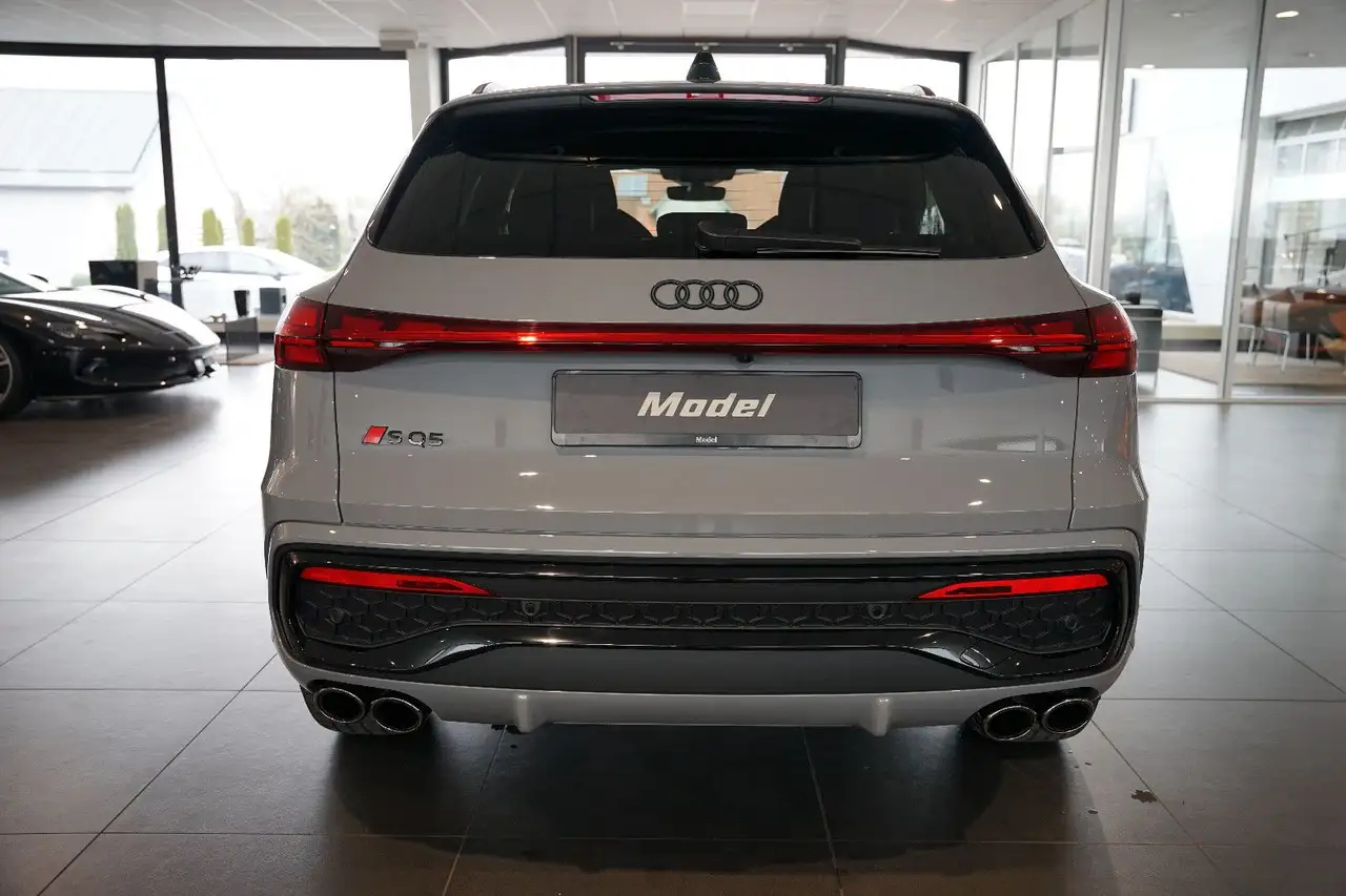 Audi SQ5 5