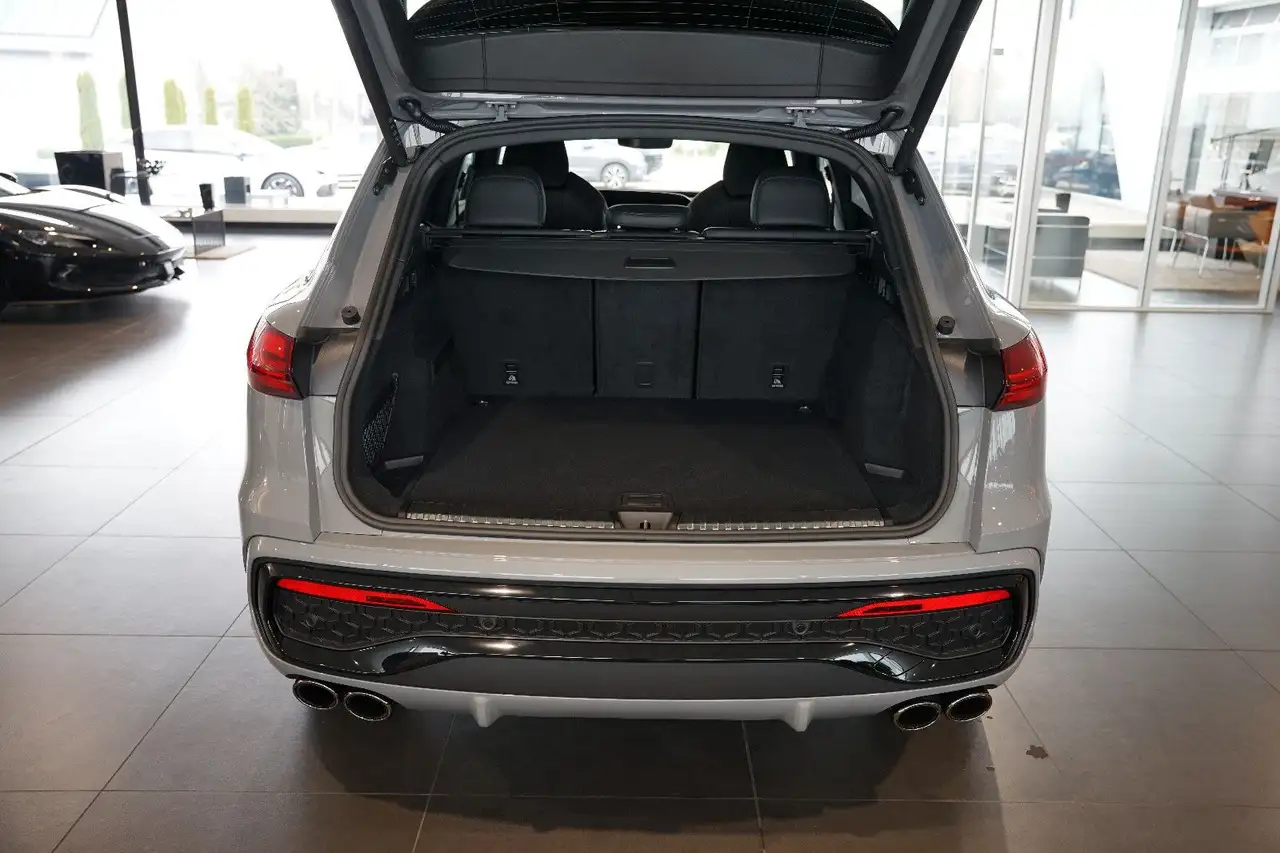 Audi SQ5 6