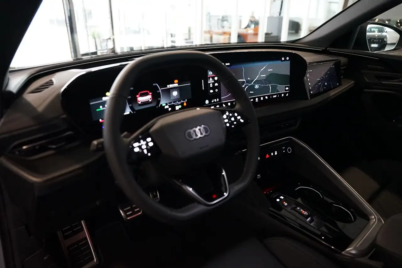 Audi SQ5 12