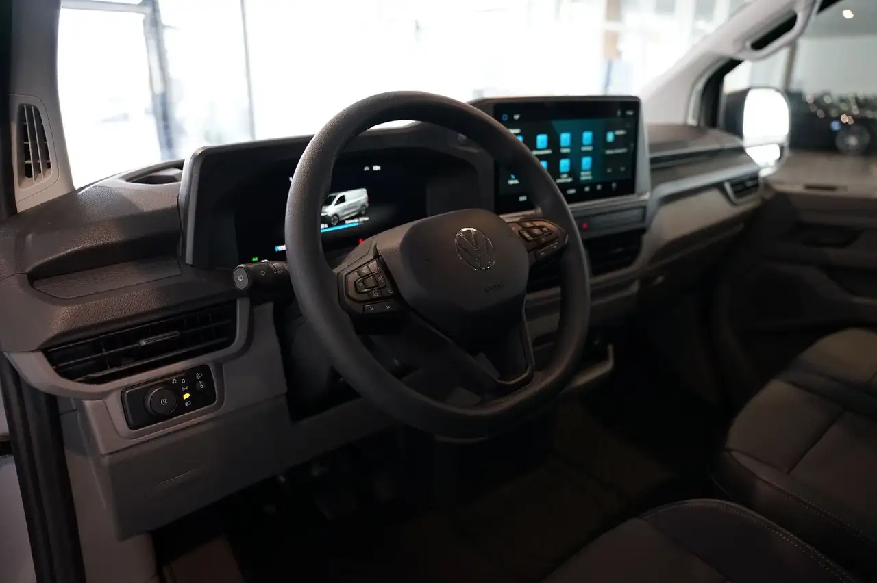 Volkswagen T7 Transporter 14