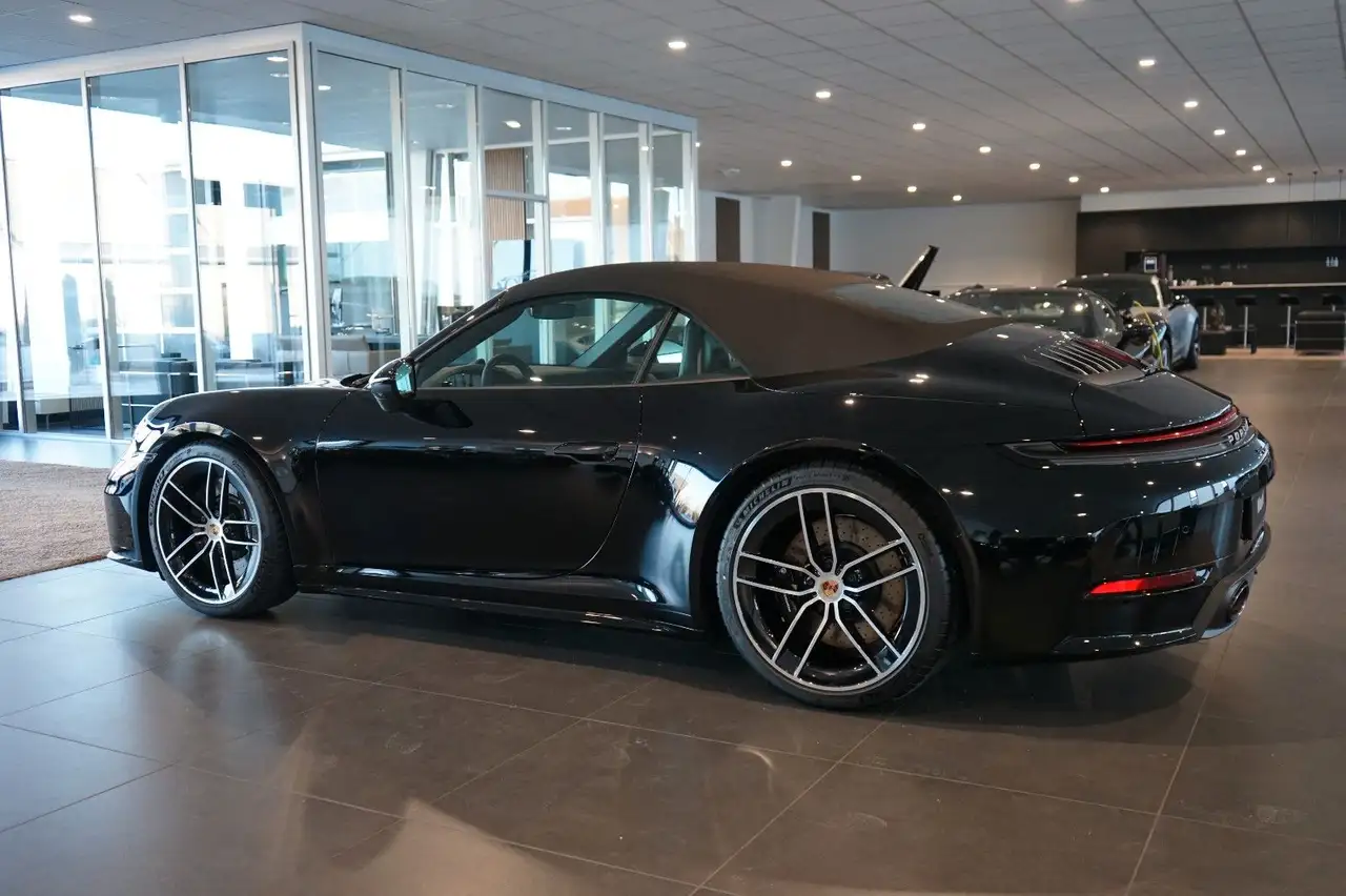 Porsche 992 4