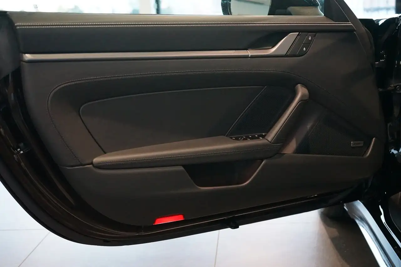 Porsche 992 14