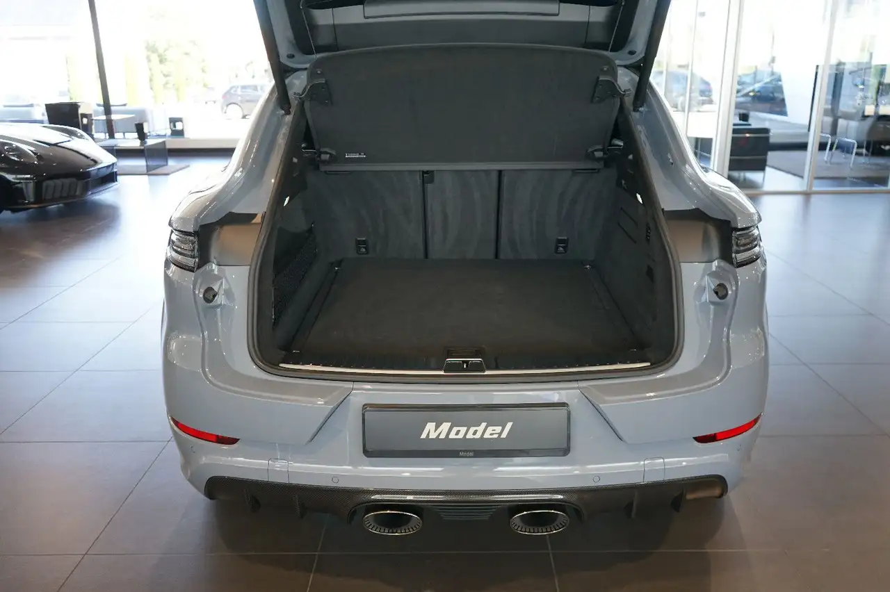 Porsche Cayenne 6