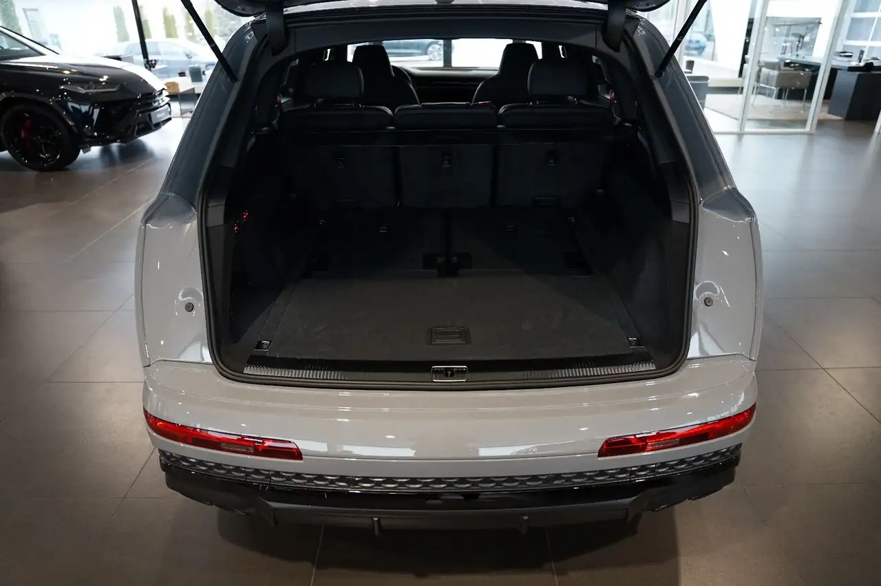 Audi SQ7 5