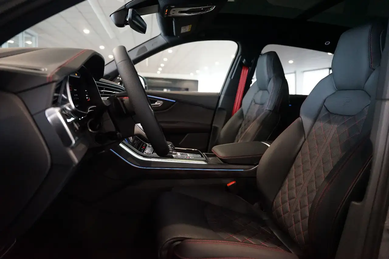 Audi SQ7 9