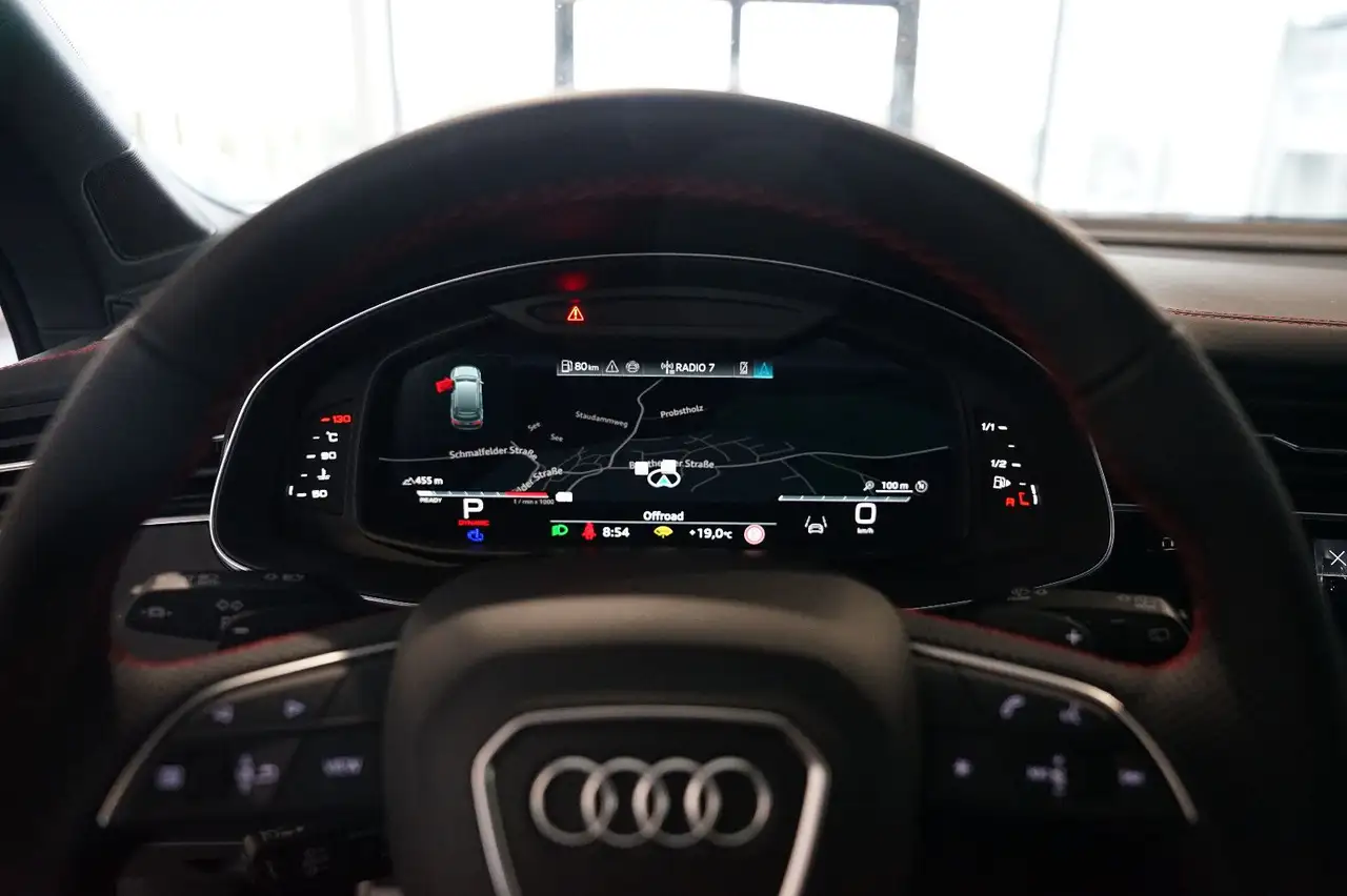 Audi SQ7 14