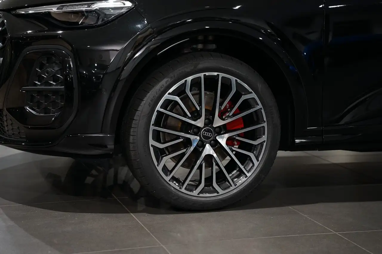 Audi Q5 5
