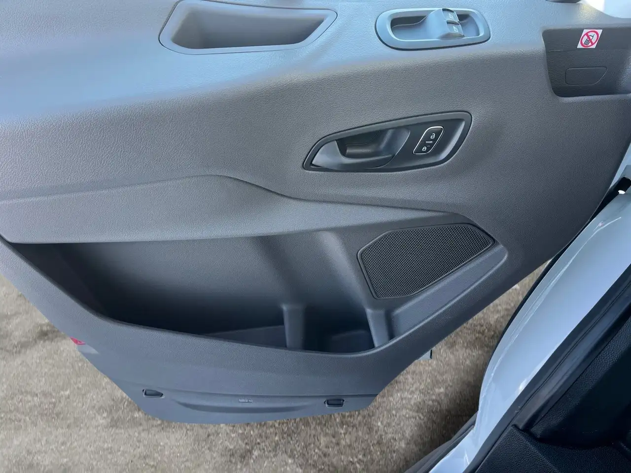 Ford Transit 14