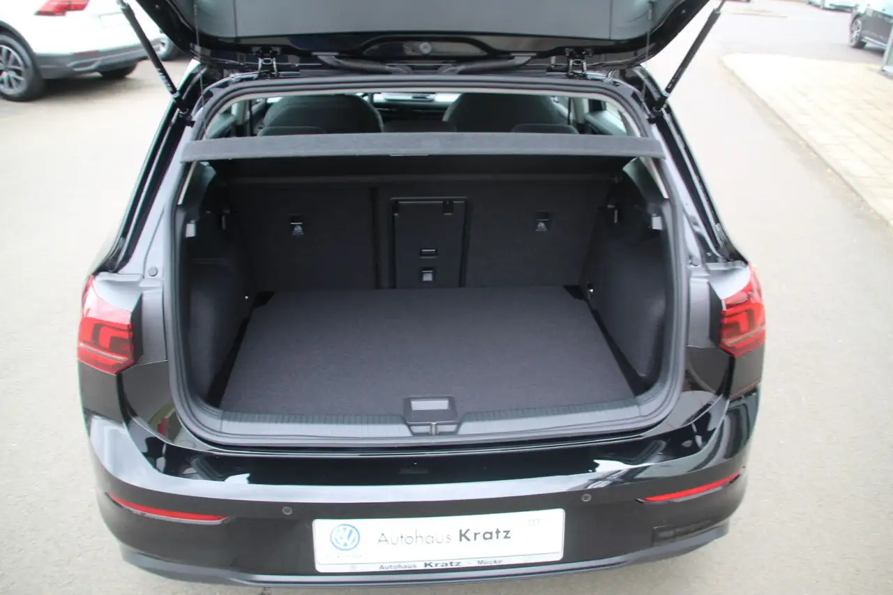 Volkswagen Golf VIII 7