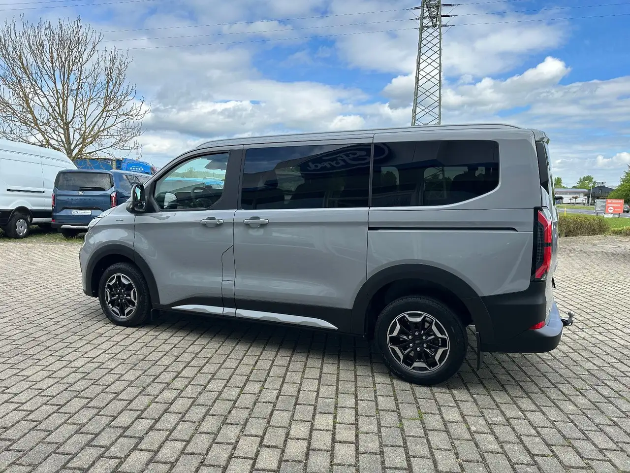 Ford Tourneo 7