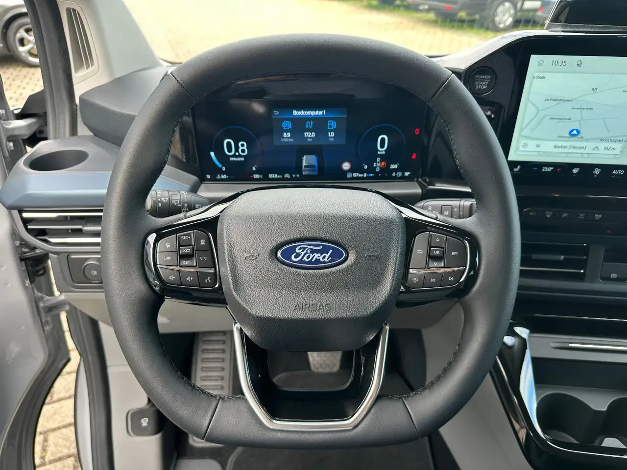 Ford Tourneo 13
