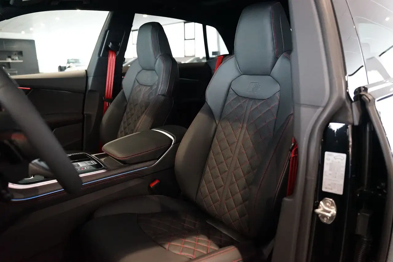Audi Q8 50 8