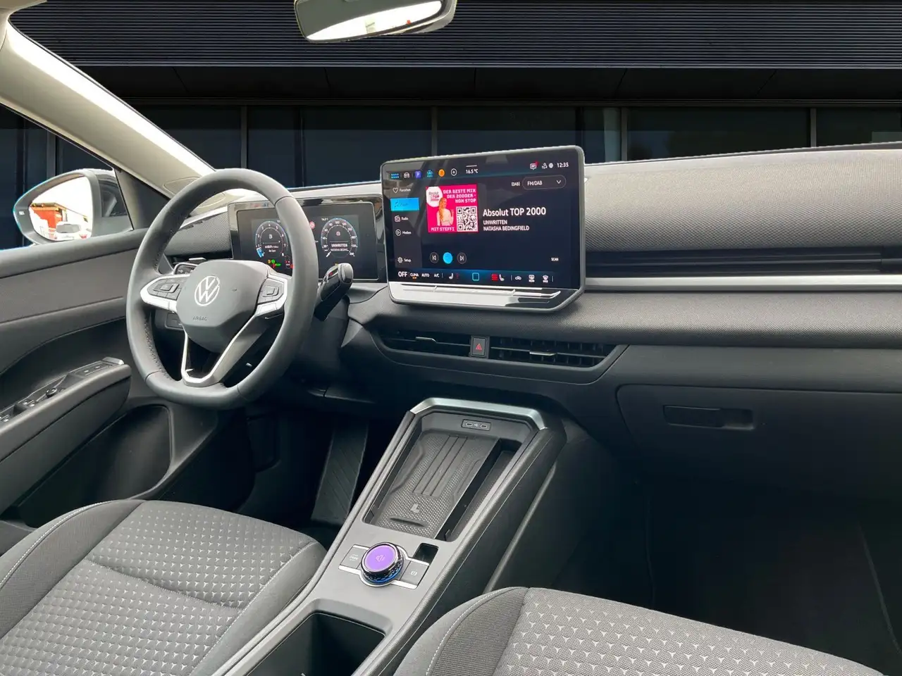 Volkswagen T-Roc 7