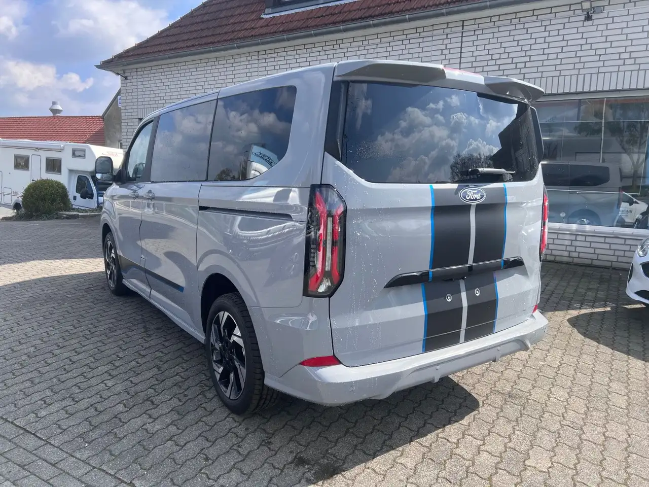 Ford Tourneo 7