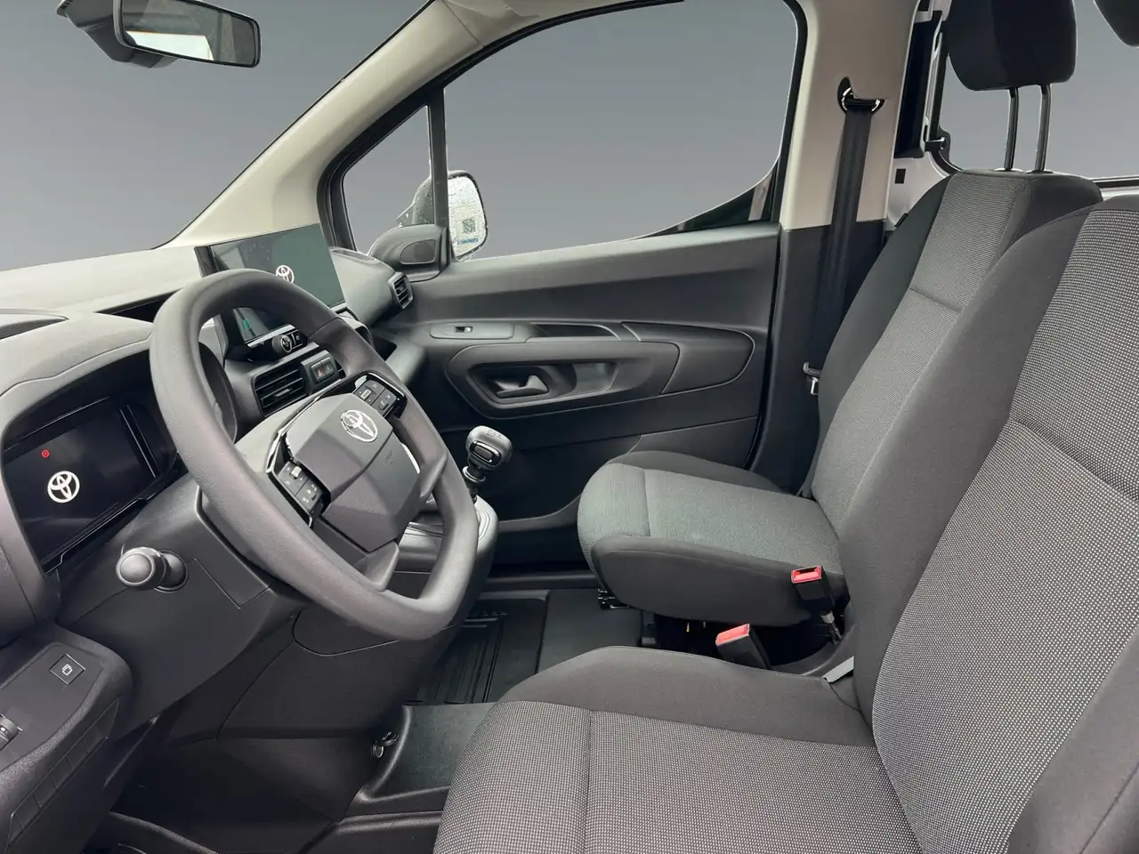 Toyota PROACE 9