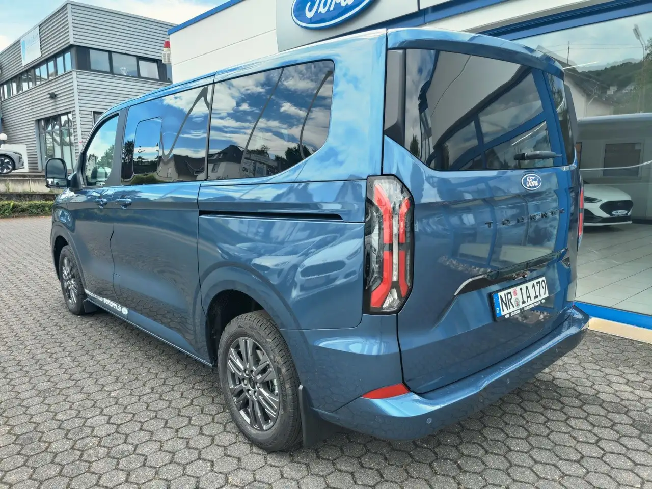 Ford Tourneo 5